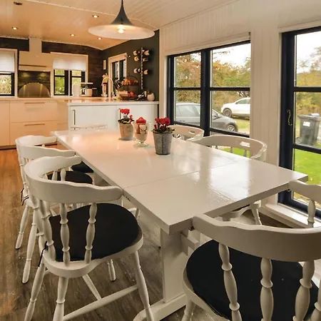 Three-bedroom In *